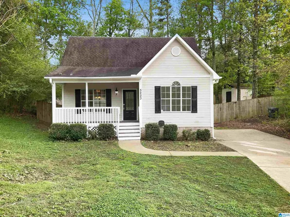 5223 Amberwood Cir, Pinson, AL 35126
