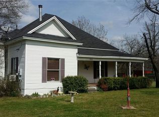 213 E North St, Campbell, TX 75422