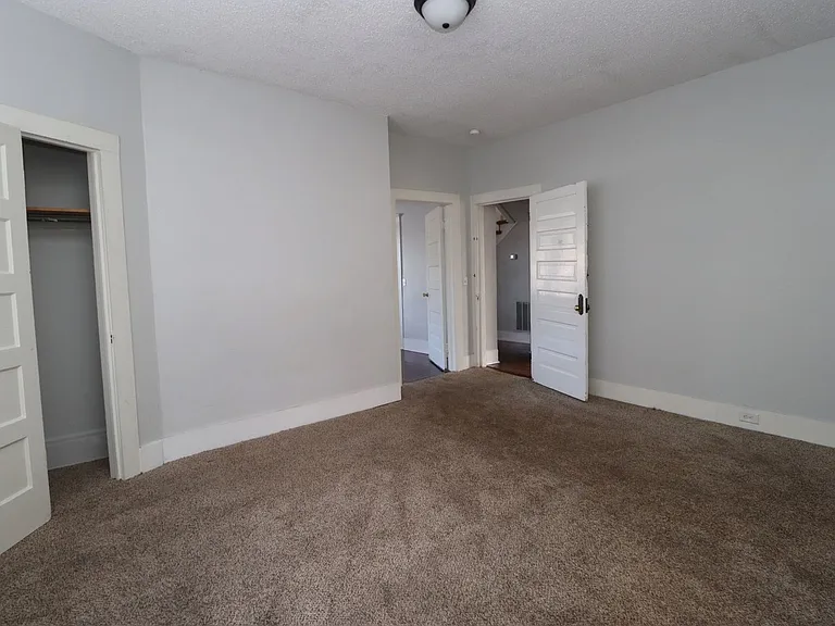 4910 Colonial Dr — Photo 17
