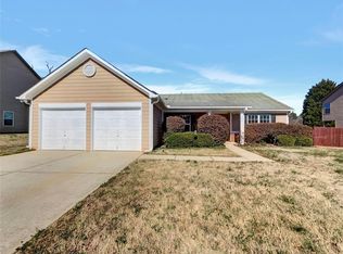 228 Happy Trl, Locust Grove, GA 30248