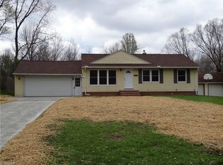 13505 Ruth Dr, Strongsville, OH 44136