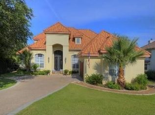 7 Falling Oaks Pl, Austin, TX 78738