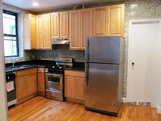 Rented by PMG Real Estate  | media 34