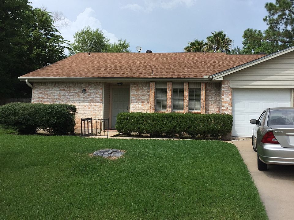1st image of 2715 E Birchdale Dr
