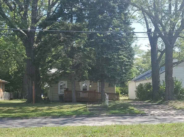 2105 Fairmount Pkwy, Erie, PA 16510