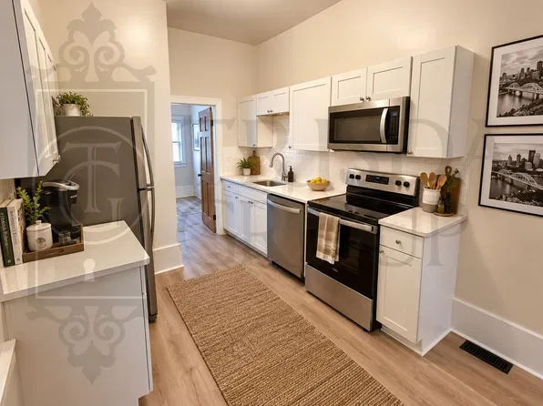 Move In Ready Beautiful Crafton 1br Apt W/ New Laminate Flrs, Washer/Dryer, Ac, Parking, Pets Ok!, 18 Bradford Ave, Pittsburgh, PA 15205