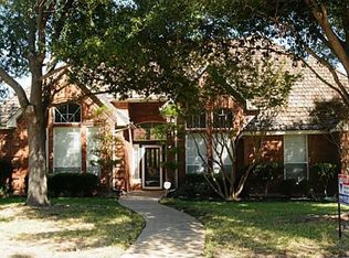 1421 Nettleton Dr, Desoto, TX 75115
