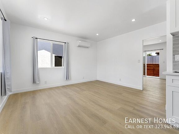 4th image of 19433 Valerio St #2