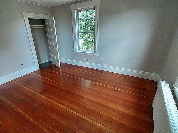 5th image of 57 Devereux St #2