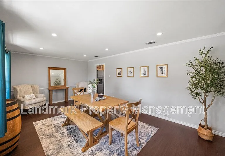 1415 Moss Rose Cir — Photo 29