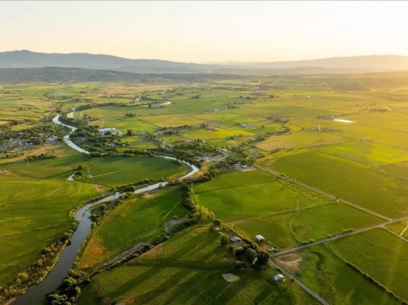 2143 Bonner Rd, Midvale, ID 83645