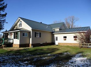 E1474 County Road C, Iola, WI 54945