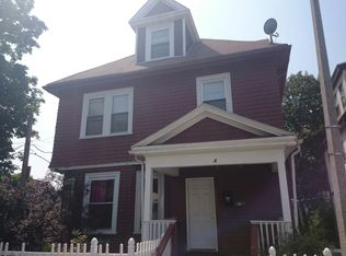 4 Hartford Ct, Dorchester, MA 02125