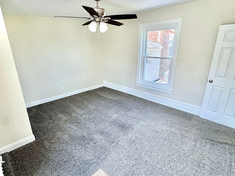 21 W Main St — Photo 15