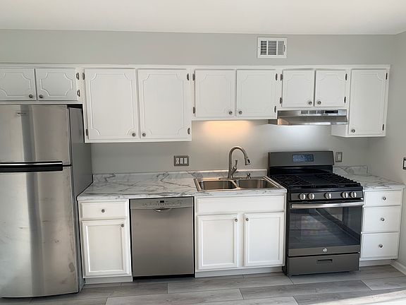3rd image of 4300 Norman Dr SE