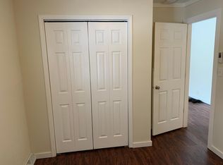 103 Maple St #C, Neponset, IL 61345