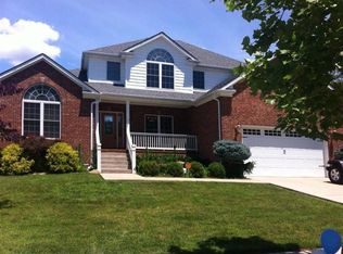 805 Flint Rdg, Versailles, KY 40383