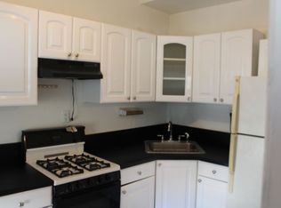 329 46th St FLOOR 2, Brooklyn, NY 11220