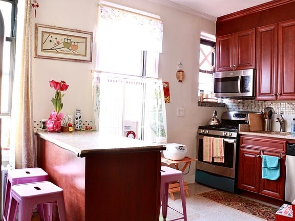 5th image of 4333 48th St APT 6A