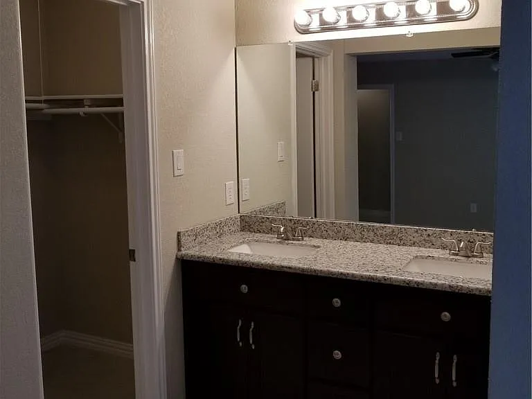 11601 Hidden Quail Dr — Photo 20