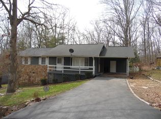 108 Jasper Dr, Crossville, TN 38558