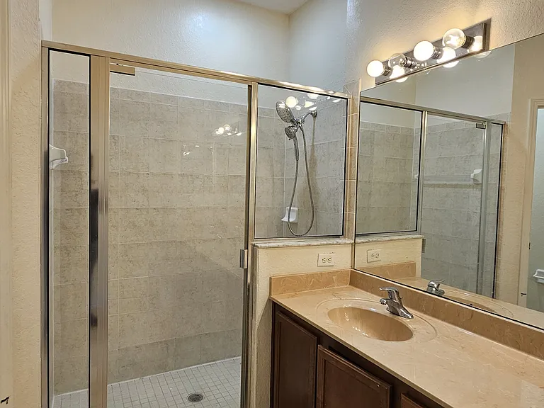 1224 Summergate Dr — Photo 15
