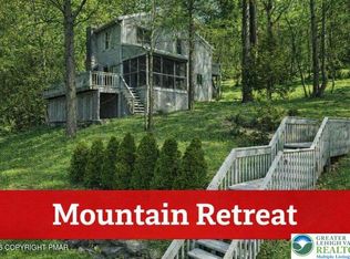 194 Stafford Dr, Bushkill, PA 18324