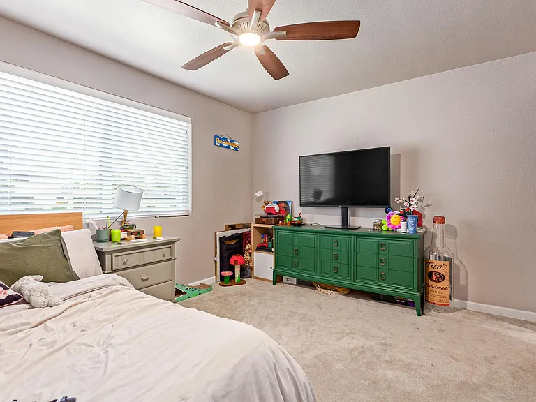 5913 E Thomas Rd — Photo 20
