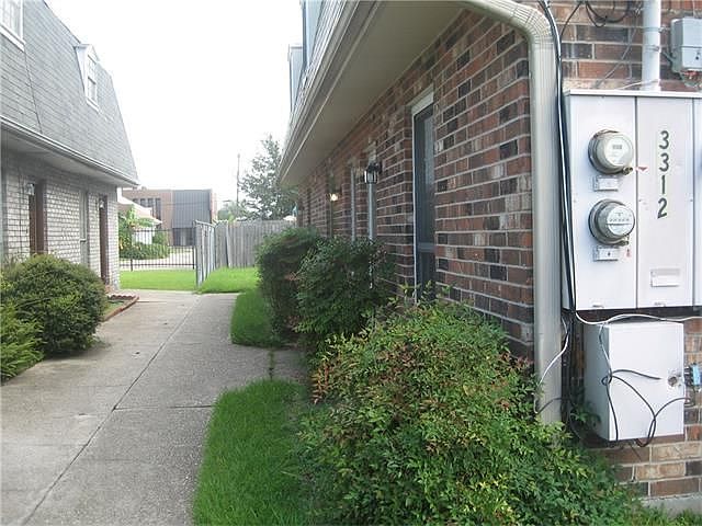 1st image of 3304 Delaware Ave APT C