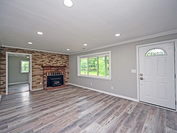 4th image of 1044 Merrell Rd