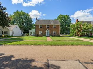 228 Kenwick Dr, Akron, OH 44313