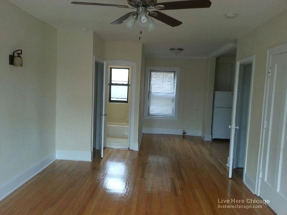 2nd image of 1950 W Wilson Ave #3Y