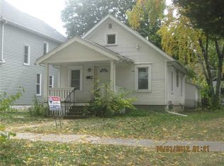 815 F Ave NW, Cedar Rapids, IA 52405