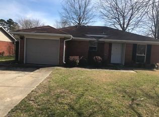 102 Morning Bloom Ct, Raeford, NC 28376