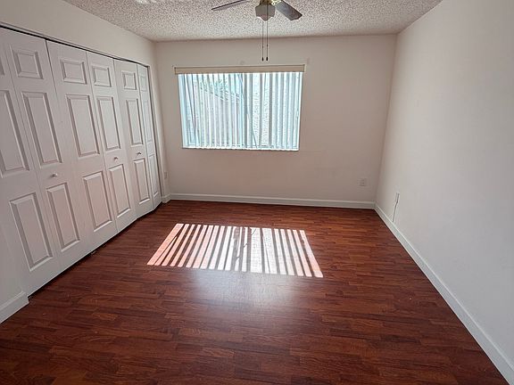 5th image of 8023 Lake Dr APT 205