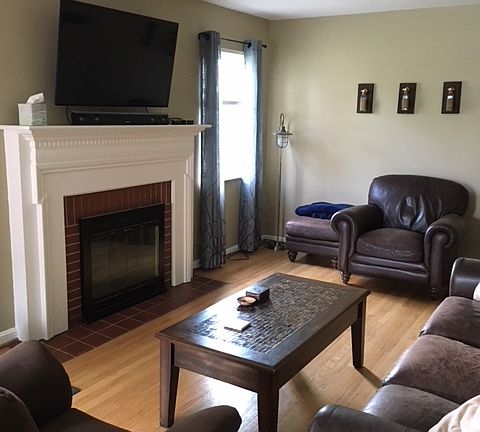 4th image of 1510 E Henry Clay Ave