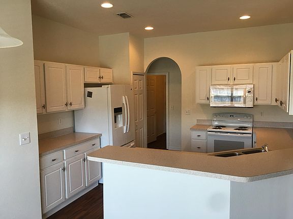 3rd image of 5308 Georgia Peach Ave