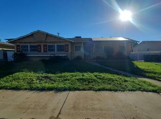 624 N Lincoln St, Redlands, CA 92374