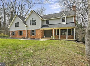 17016 Woodale Dr, Ashton, MD 20861