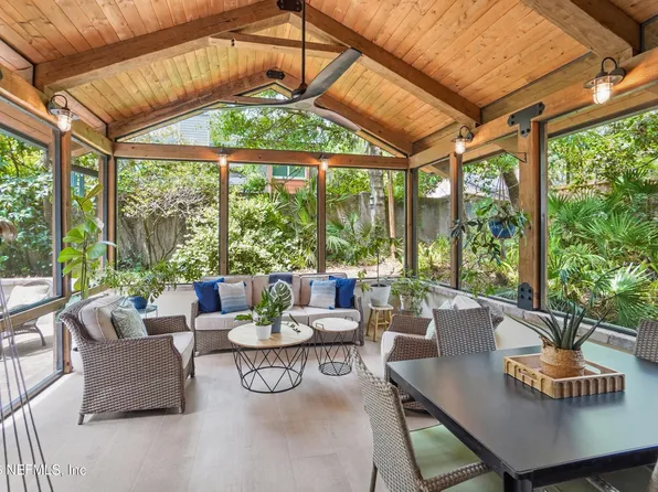 1852 HICKORY Lane, Atlantic Beach, FL 32233