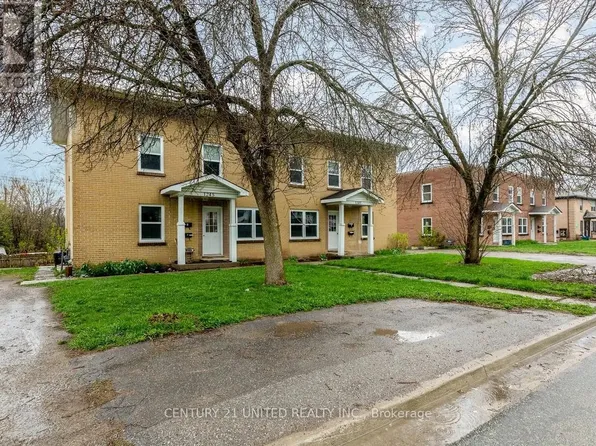 1247 Clonsilla Ave #A, Peterborough, ON K9J 5Z1