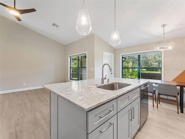 3350 Dunemoor Ct — Photo 15