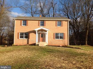 1228 Fritztown Rd, Reinholds, PA 17569