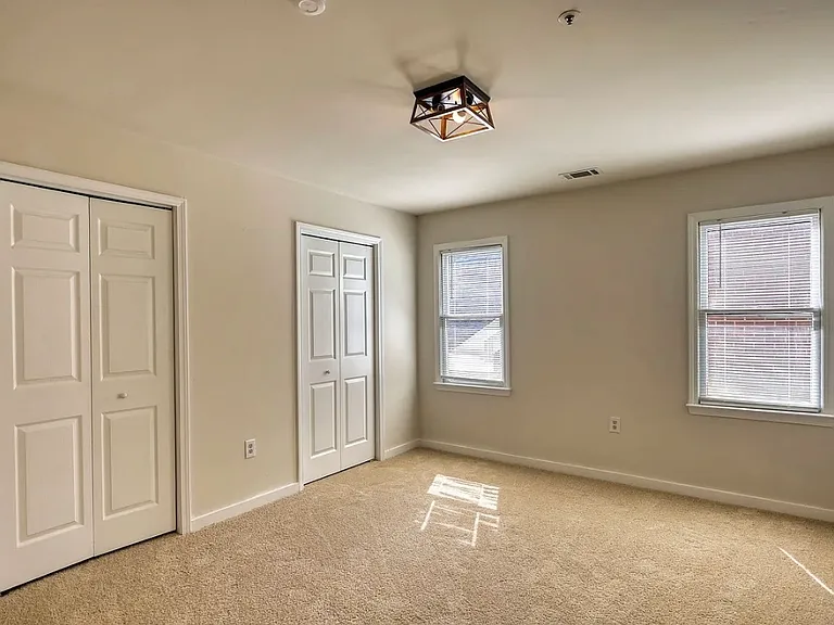 2111 Highland Club Dr SE — Photo 21