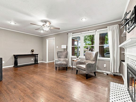 5th image of 4906 W 58th St