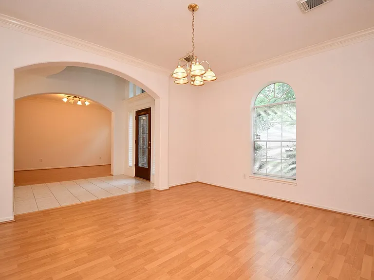 4323 Magnolia Ln — Photo 8
