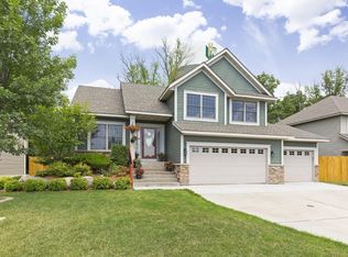 5250 159th St N, Hugo, MN 55038