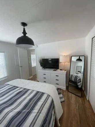 11330 S Indian River Dr #6 — Photo 6