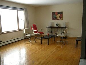 2nd image of 1S211 Summit Ave