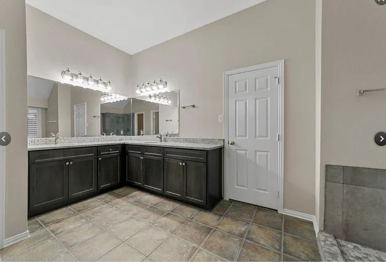 1713 Grand Canyon Way — Photo 13
